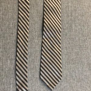 Men’s Liz Claiborne tie